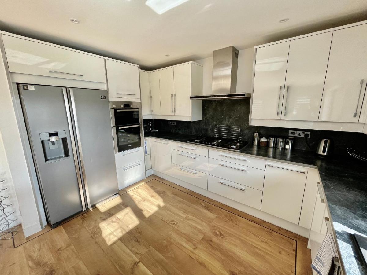 Four Corners Holiday Home Hot Tub & Sauna Ferndown Exteriér fotografie