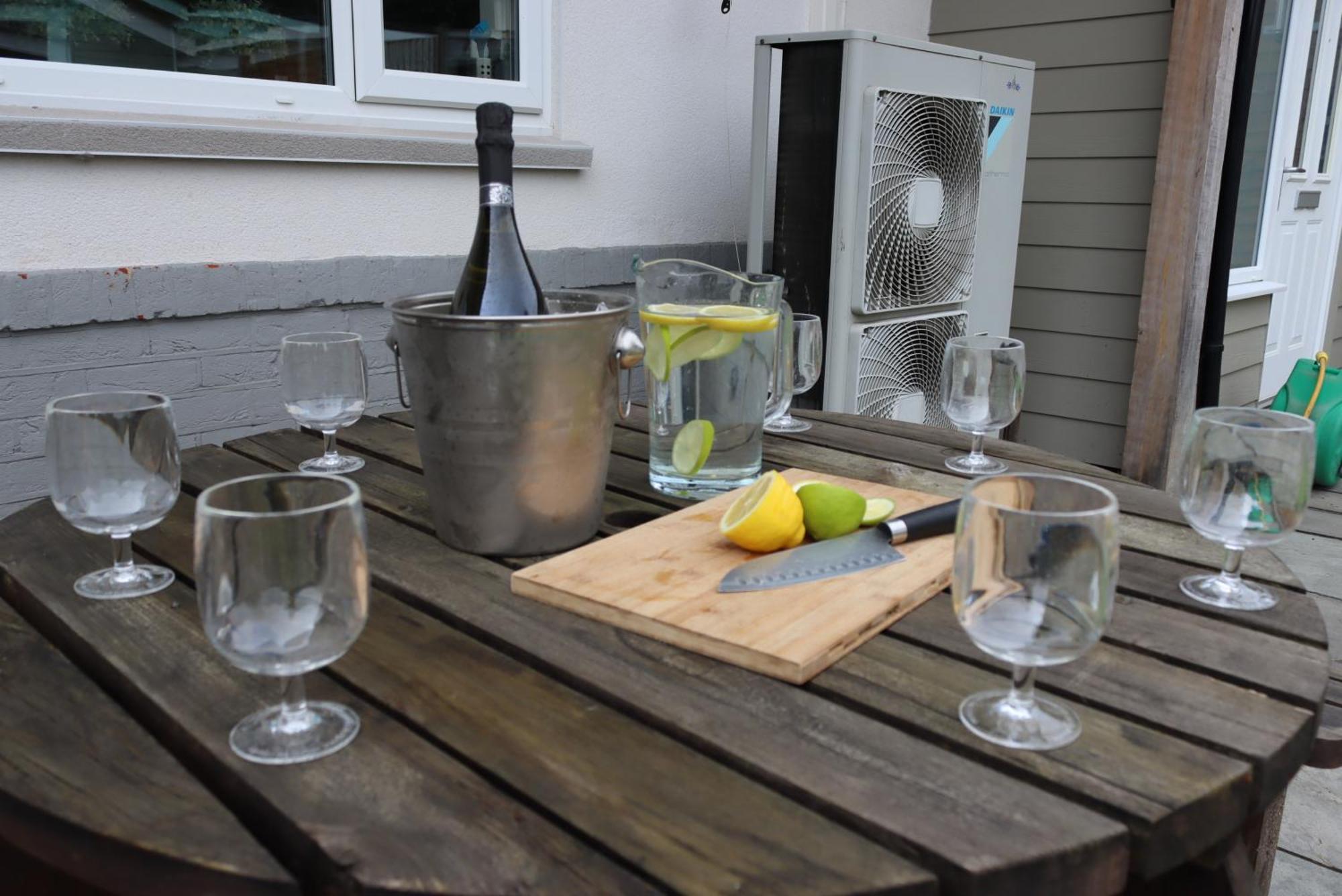 Four Corners Holiday Home Hot Tub & Sauna Ferndown Exteriér fotografie