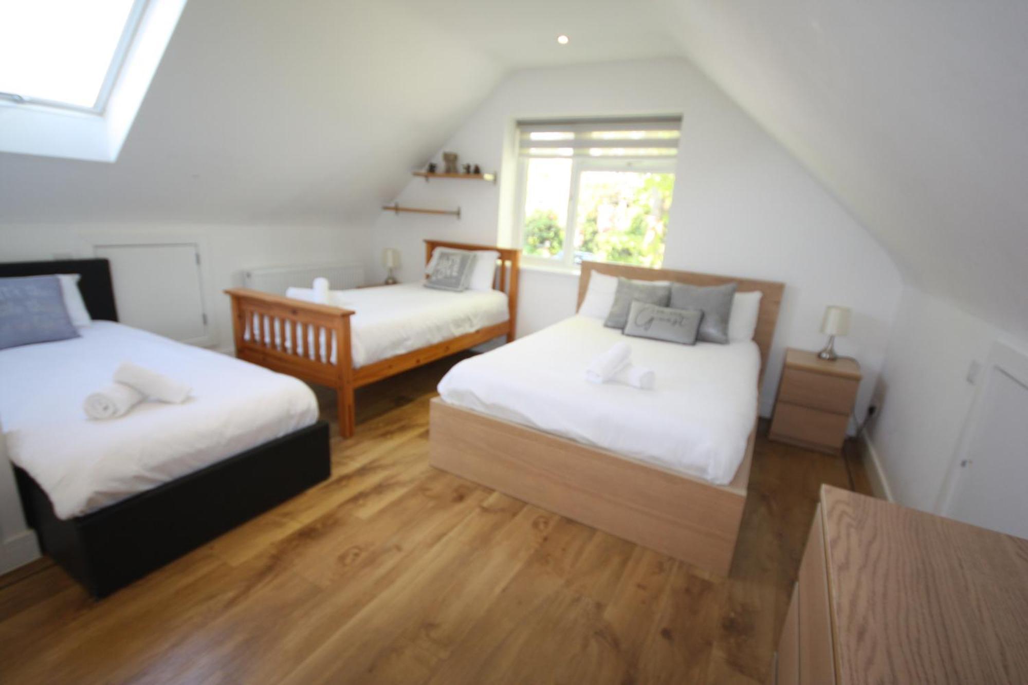 Four Corners Holiday Home Hot Tub & Sauna Ferndown Exteriér fotografie