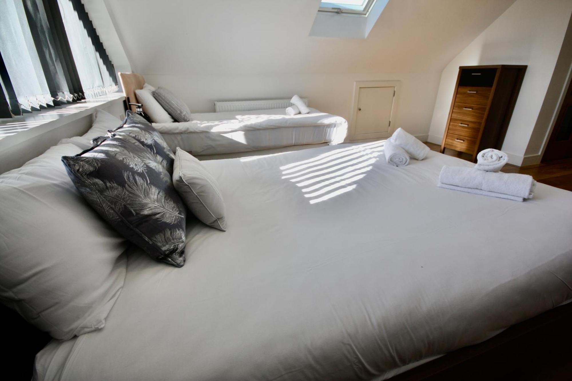 Four Corners Holiday Home Hot Tub & Sauna Ferndown Exteriér fotografie